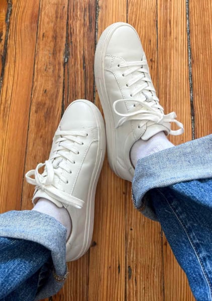 Sneakers/Trainers